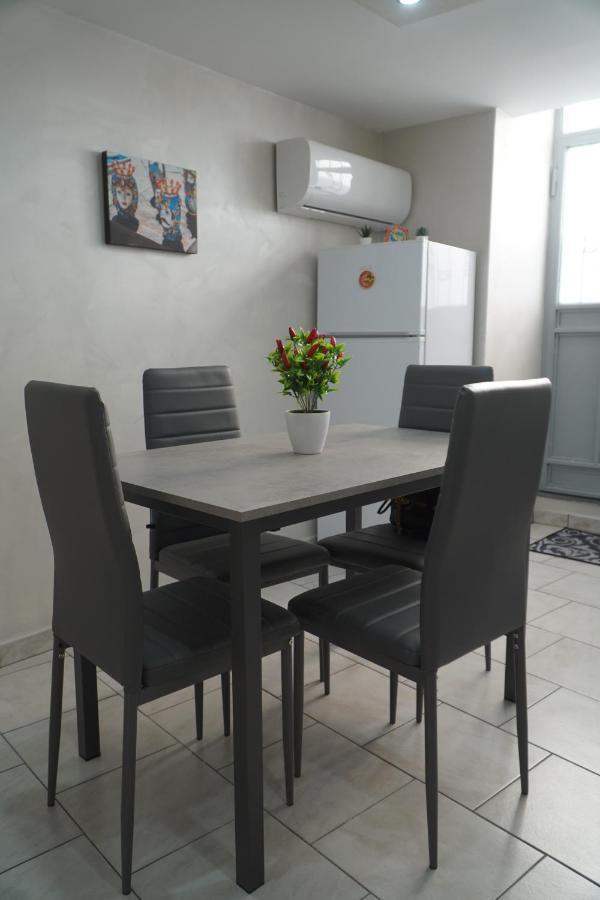 Casa Vacanze Sicilia Bella Villa Catania Eksteriør billede